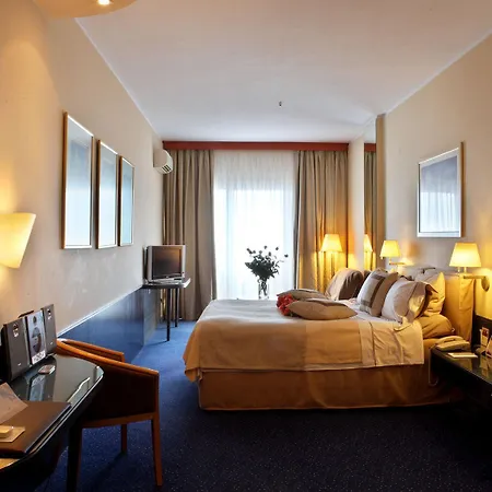 Egnatia Szálloda 3*