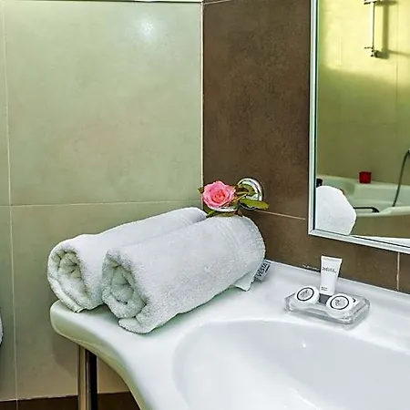 Egnatia Hotel 3*